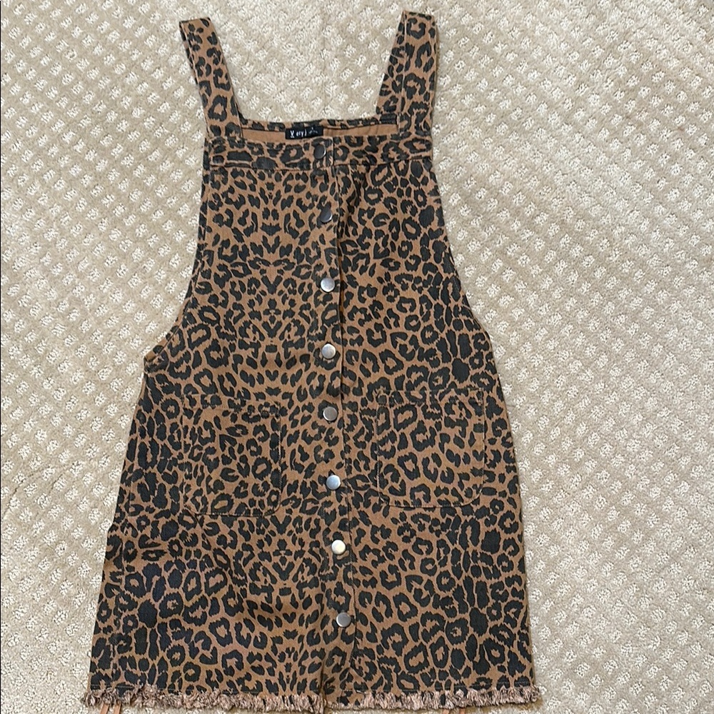 Very J Animal Print Button-Down dress